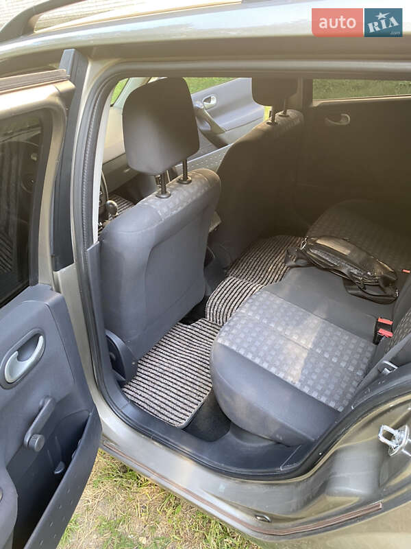 Универсал Renault Megane 2008 в Ромнах