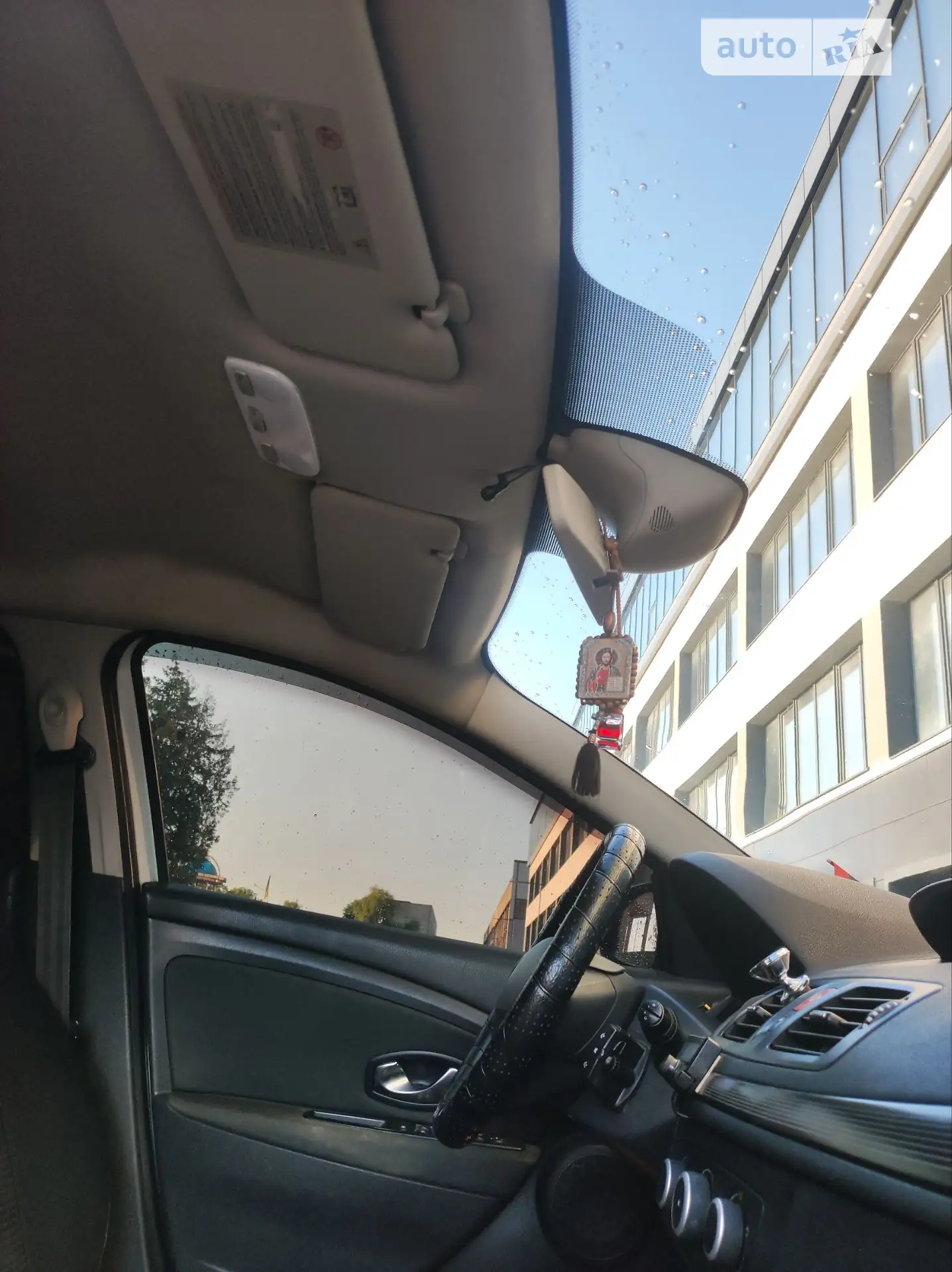 2010 Renault Megane - мініатюра 21