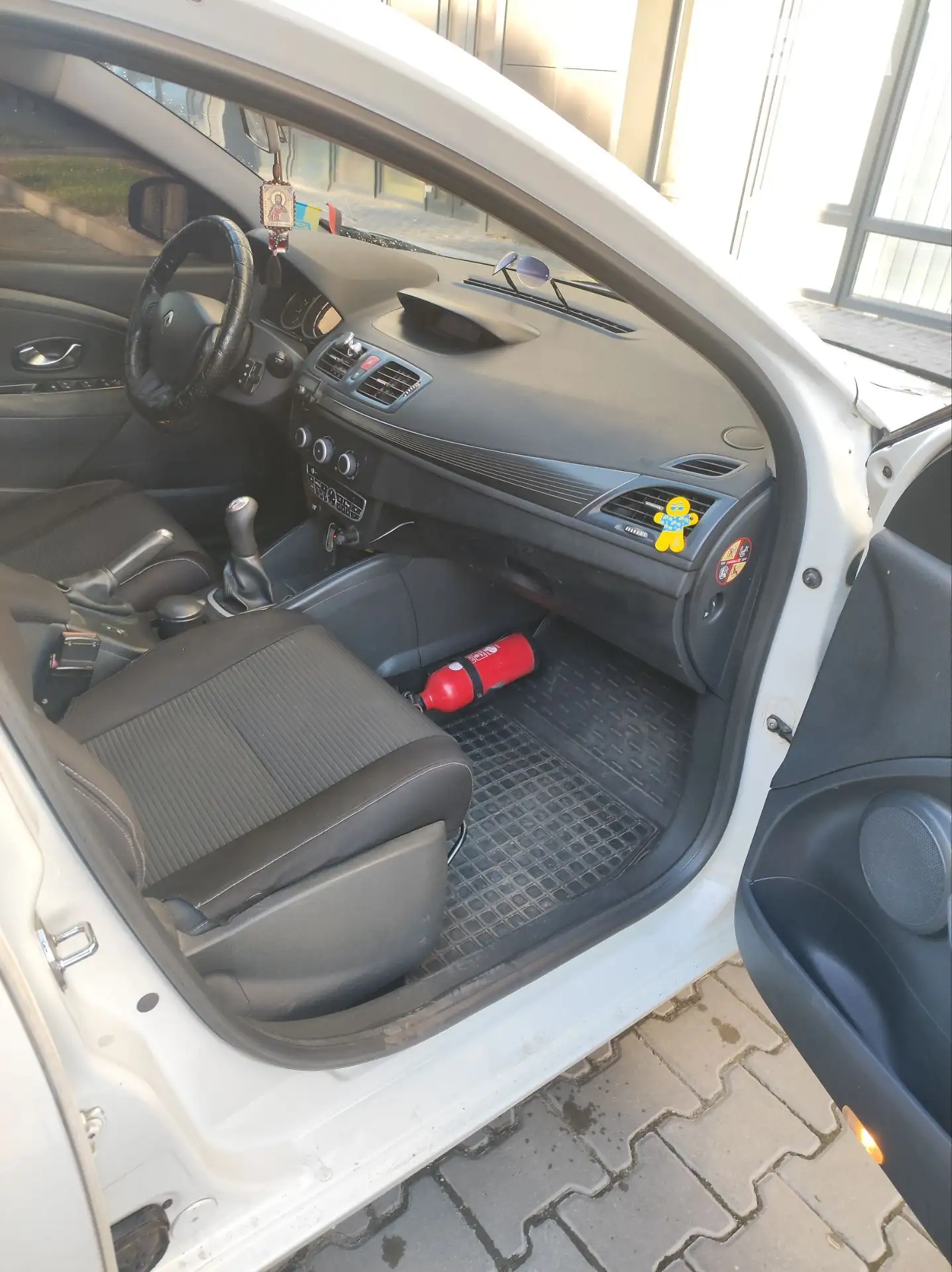 2010 Renault Megane - мініатюра 29