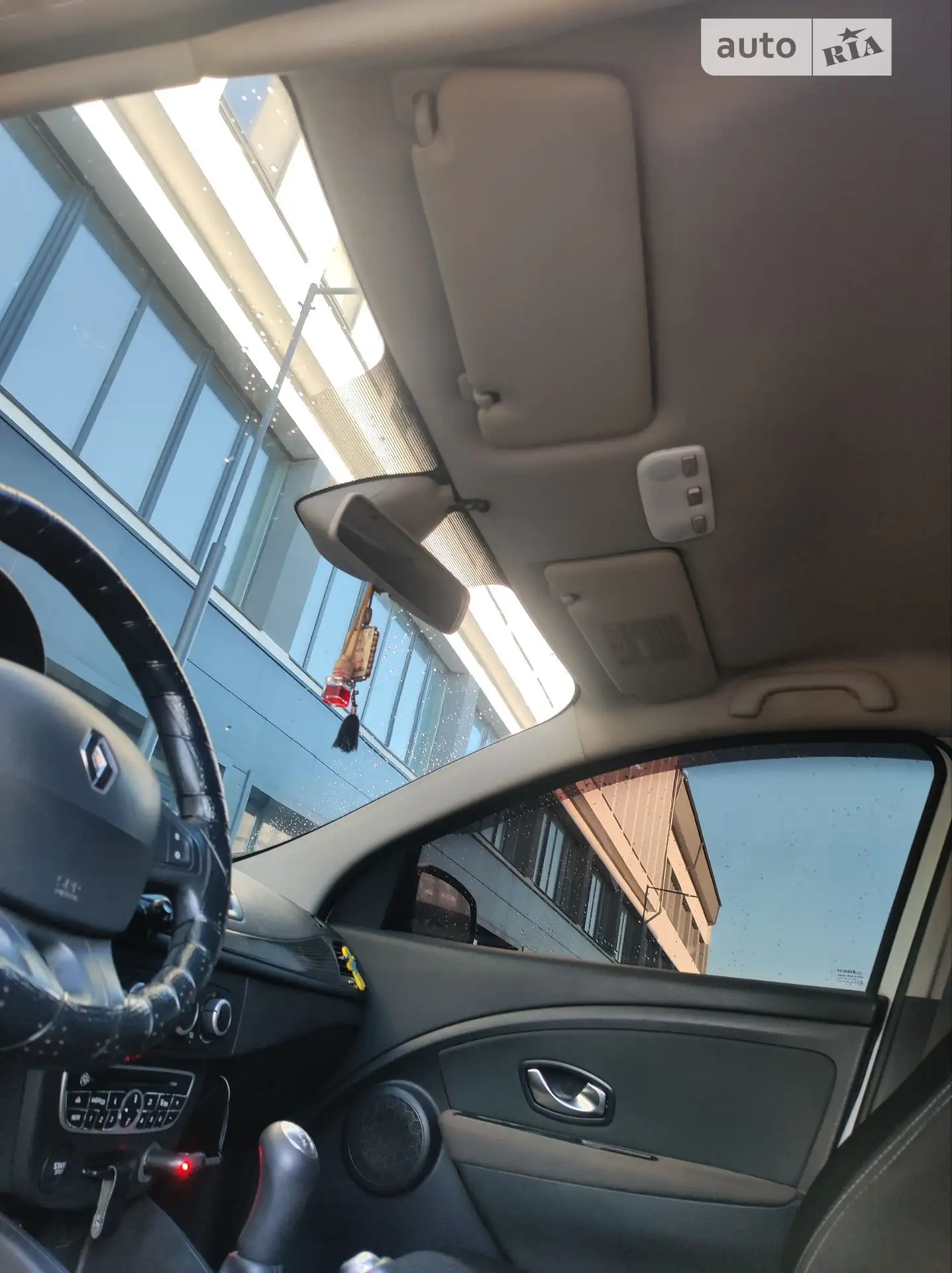 2010 Renault Megane - мініатюра 40