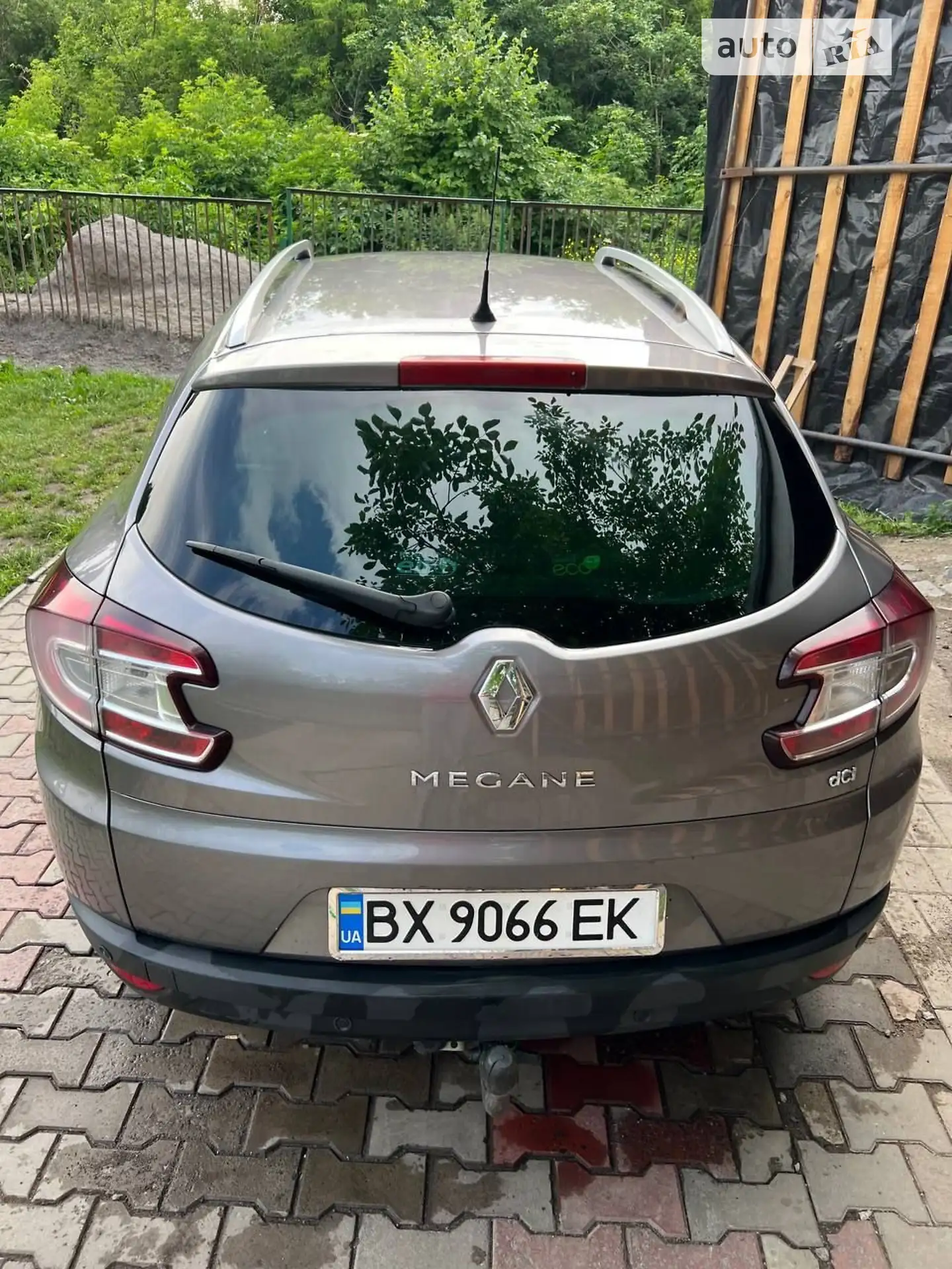 2010 Renault Megane - мініатюра 23