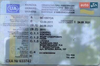 Хетчбек Renault Megane 2011 в 