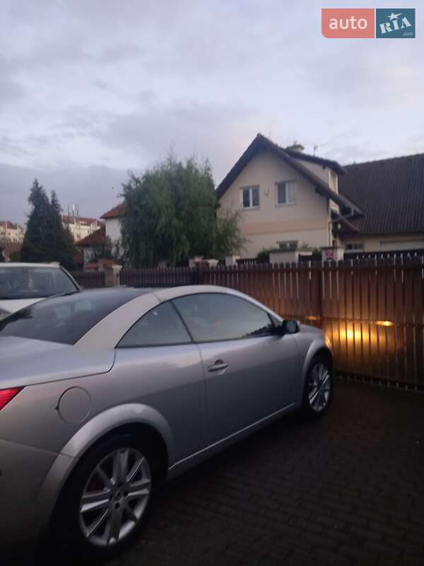 Кабріолет Renault Megane 2004 в Іршаві