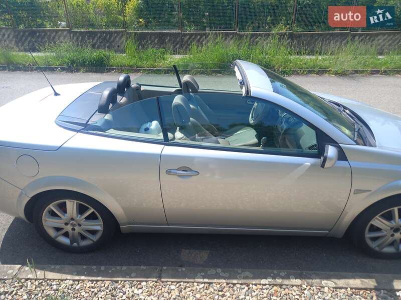 Кабріолет Renault Megane 2004 в Іршаві