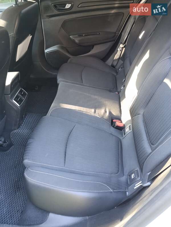 Универсал Renault Megane 2018 в Прилуках фото 13 Универсал Renault Megane 2018 в Прилуках