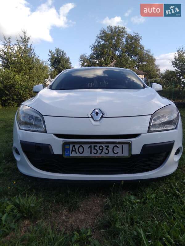 Хэтчбек Renault Megane 2010 в Иршаве