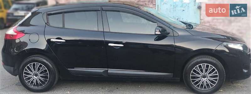 Хетчбек Renault Megane 2011 в Києві фото 5 Хетчбек Renault Megane 2011 в Києві