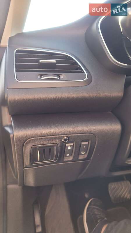 Седан Renault Megane 2017 в Києві