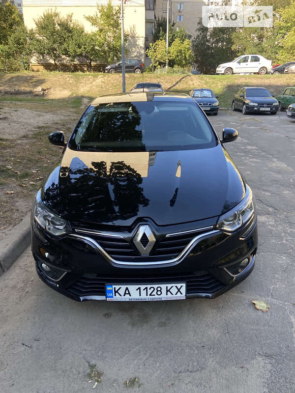 Хэтчбек Renault Megane 2016 в Киеве