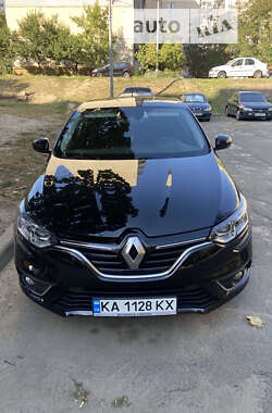 Хэтчбек Renault Megane 2016 в Киеве