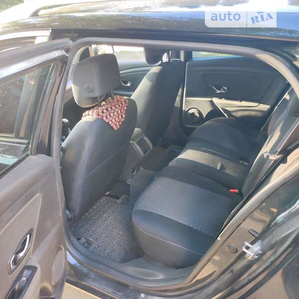 Универсал Renault Megane 2013 в Днепре фото 3 Универсал Renault Megane 2013 в Днепре