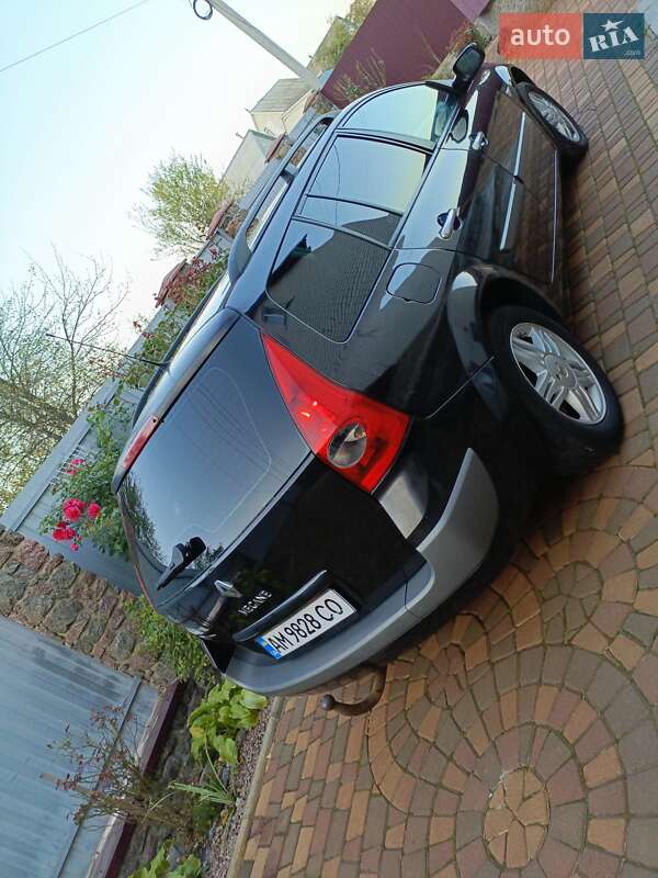 Универсал Renault Megane 2005 в Житомире фото 13 Универсал Renault Megane 2005 в Житомире