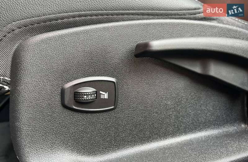 Хетчбек Renault Megane 2013 в Вишневому