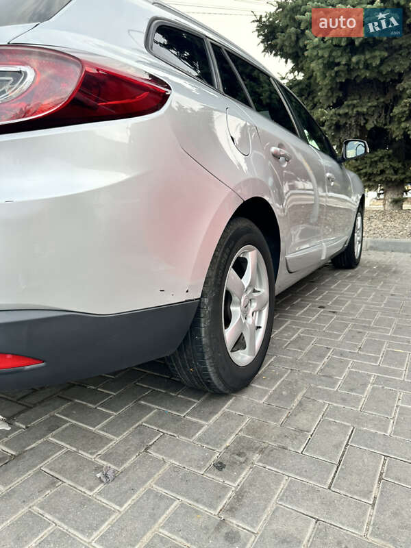 Универсал Renault Megane 2014 в Николаеве фото 37 Универсал Renault Megane 2014 в Николаеве