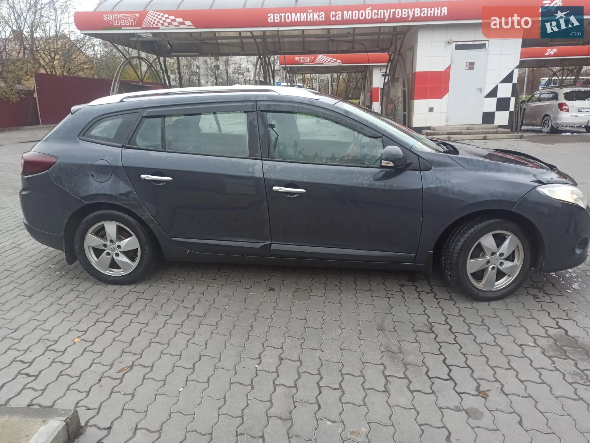 2010 Renault Megane - мініатюра 4