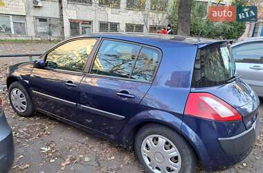 Хэтчбек Renault Megane 2003 в 