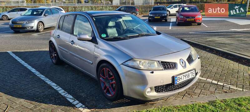 Хэтчбек Renault Megane 2006 в Захарьевке фото 3 Хэтчбек Renault Megane 2006 в Захарьевке
