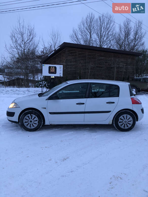 Хэтчбек Renault Megane 2003 в Золочеве