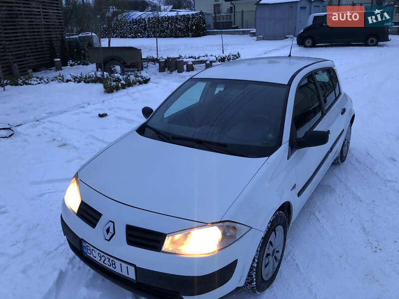 Хэтчбек Renault Megane 2003 в Золочеве