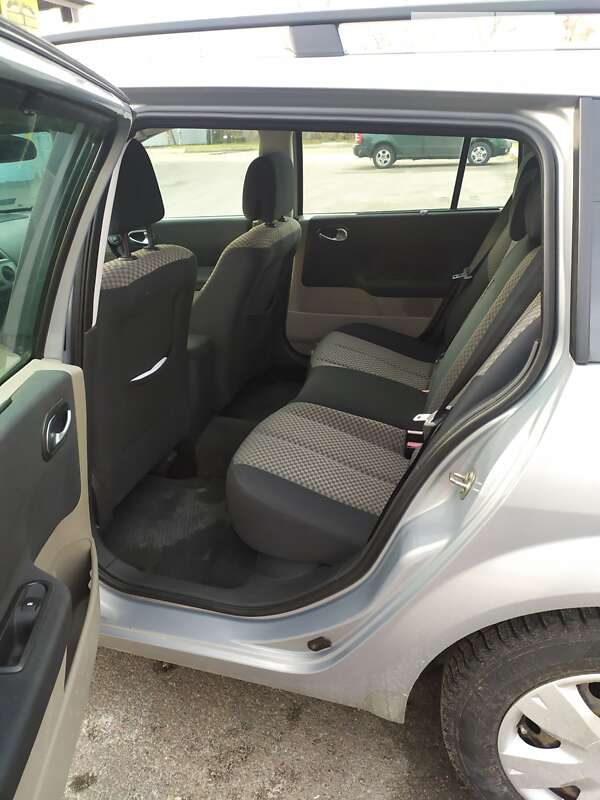 Универсал Renault Megane 2004 в Чернигове фото 7 Универсал Renault Megane 2004 в Чернигове