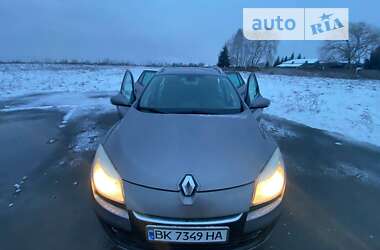 Универсал Renault Megane 2012 в Березному