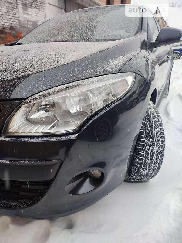 Хэтчбек Renault Megane 2011 в Коломые