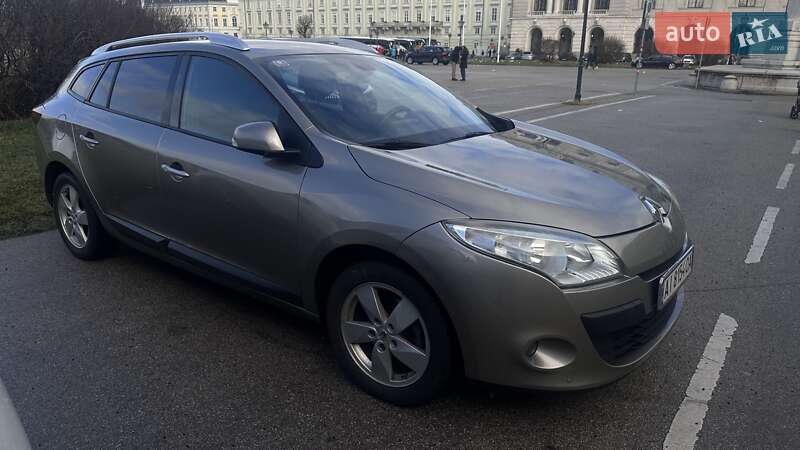 Универсал Renault Megane 2010 в Ахтырке фото 15 Универсал Renault Megane 2010 в Ахтырке