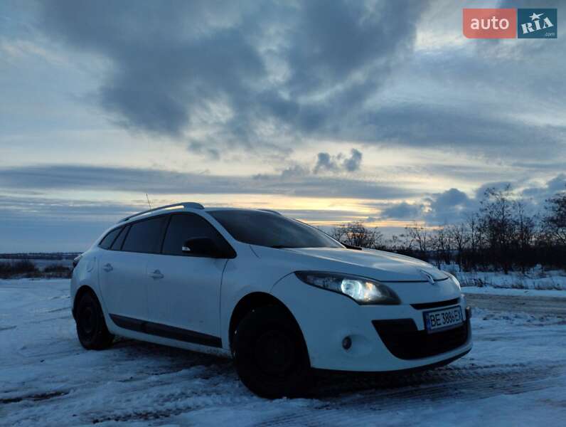 Универсал Renault Megane 2011 в Братском