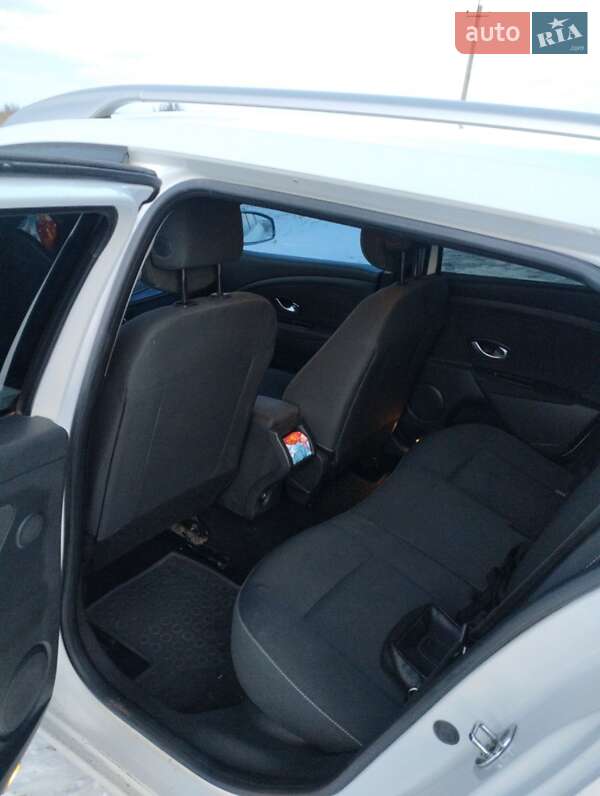 Универсал Renault Megane 2011 в Братском