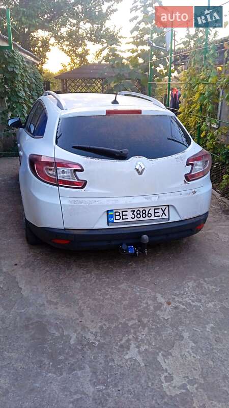 Универсал Renault Megane 2011 в Братском