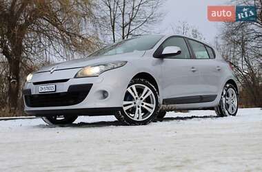 Хетчбек Renault Megane 2012 в 