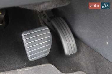 Хетчбек Renault Megane 2012 в 