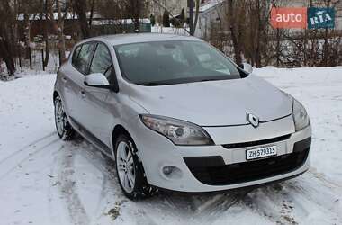 Хетчбек Renault Megane 2012 в 
