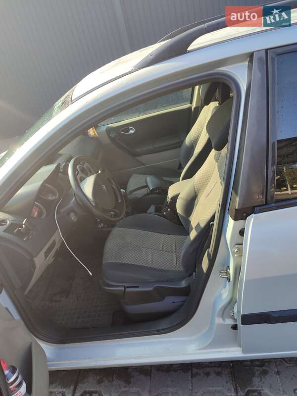 Універсал Renault Megane 2004 в 