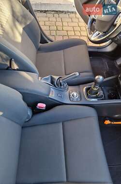 Хэтчбек Renault Megane 2012 в 