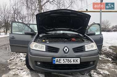 Седан Renault Megane 2006 в Царичанке