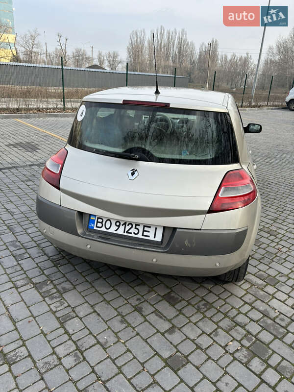 Хэтчбек Renault Megane 2006 в Каменском