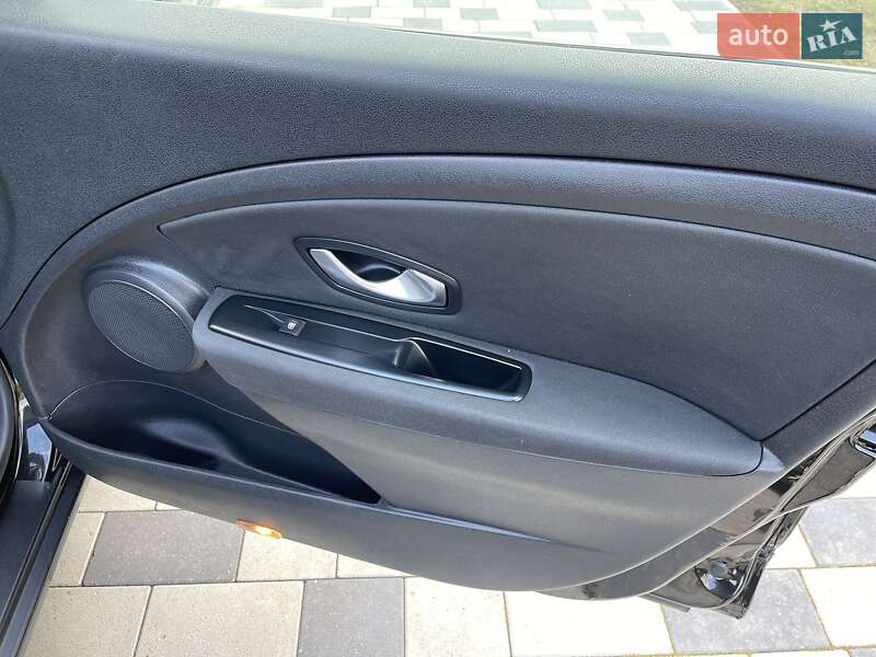 Универсал Renault Megane 2010 в Мукачево фото 12 Универсал Renault Megane 2010 в Мукачево