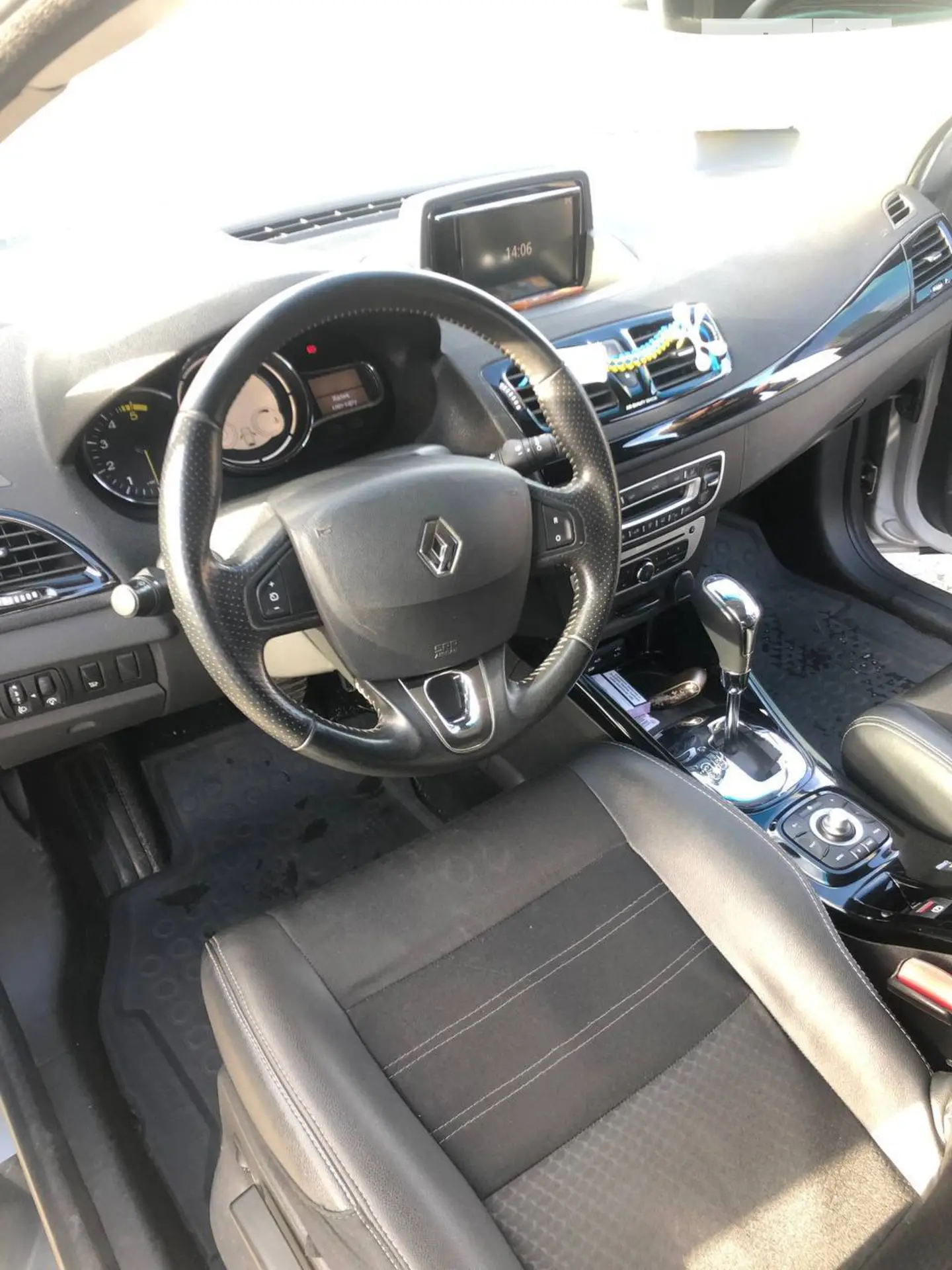 2015 Renault Megane - мініатюра 9