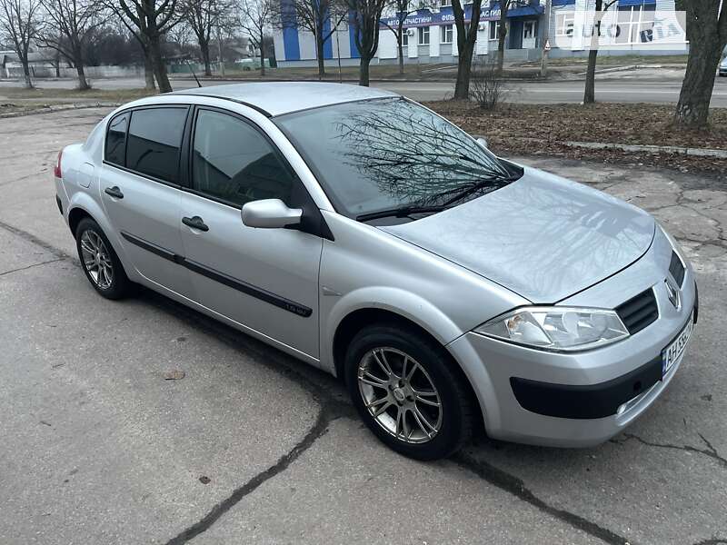 Седан Renault Megane 2005 в Чернигове