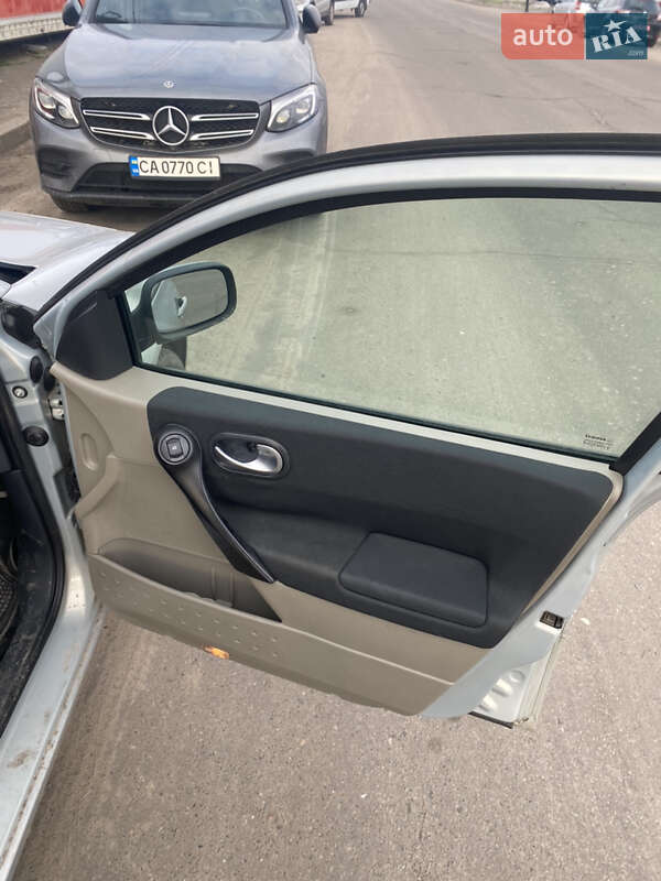 Хэтчбек Renault Megane 2004 в Черкассах фото 16 Хэтчбек Renault Megane 2004 в Черкассах