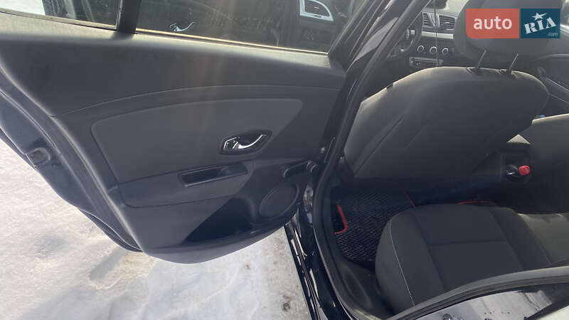 Хэтчбек Renault Megane 2012 в Старом Самборе