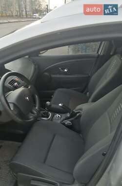 Универсал Renault Megane 2011 в 