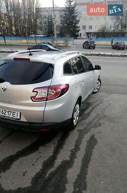 Универсал Renault Megane 2011 в 