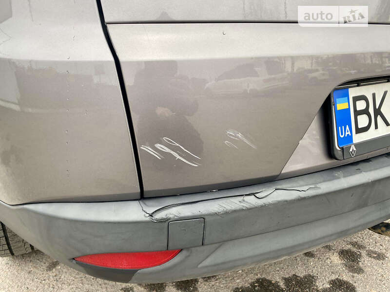 Универсал Renault Megane 2012 в Ровно фото 11 Универсал Renault Megane 2012 в Ровно