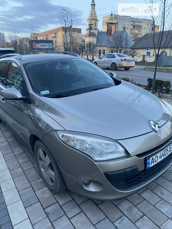 Універсал Renault Megane 2010 в Ужгороді