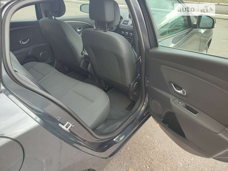 Универсал Renault Megane 2009 в Лубнах фото 12 Универсал Renault Megane 2009 в Лубнах