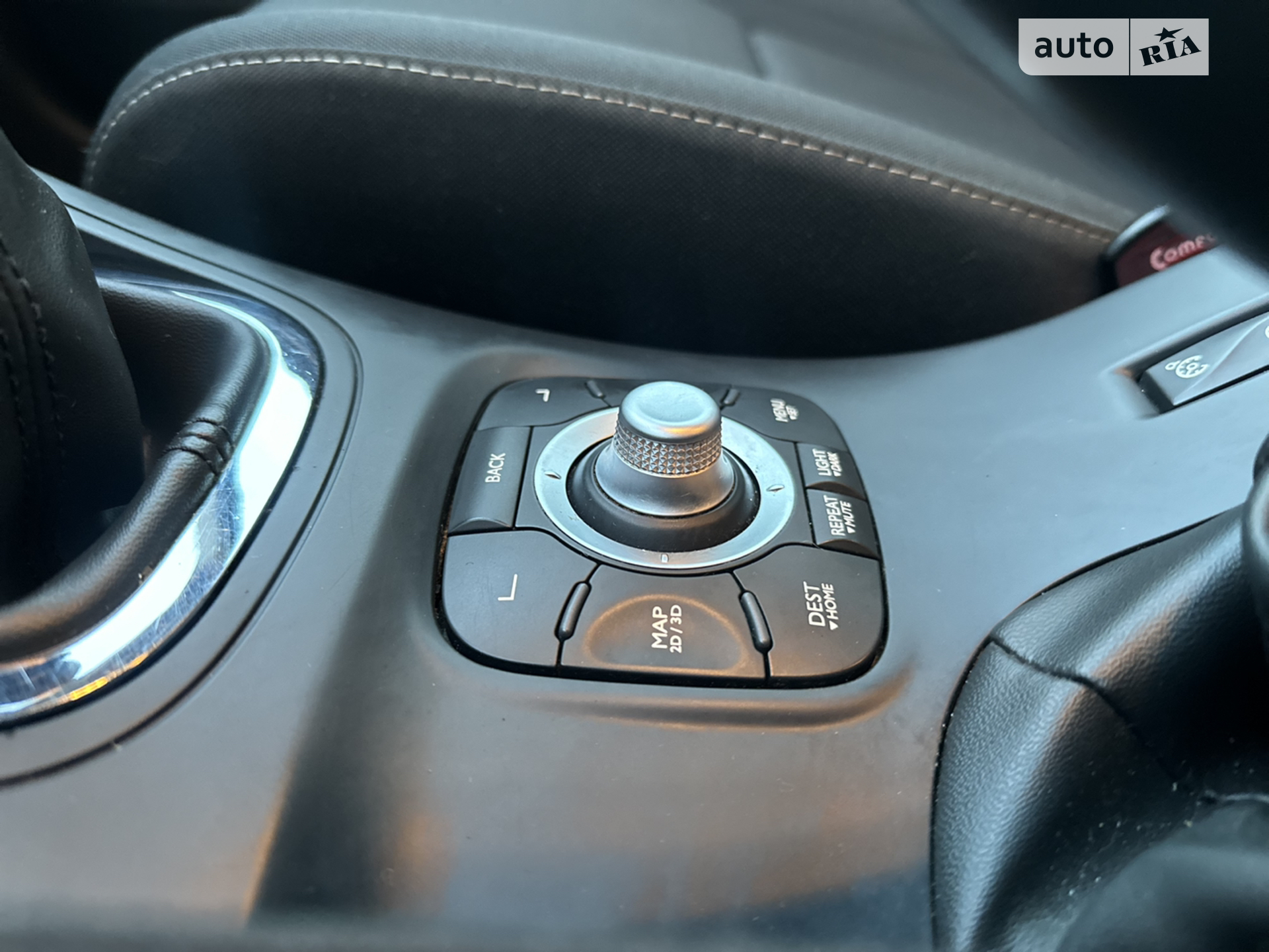 2012 Renault Megane - мініатюра 22