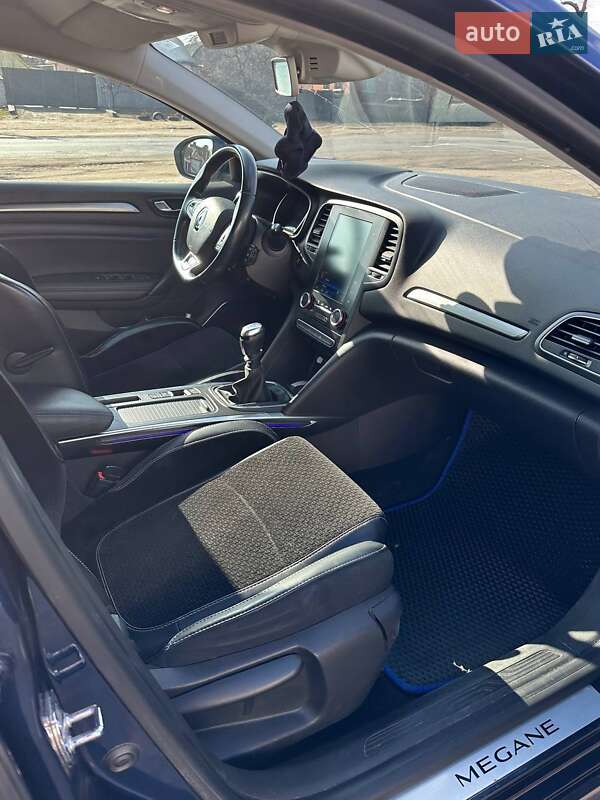 Универсал Renault Megane 2016 в Краснограде