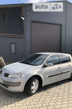 Хэтчбек Renault Megane 2003 в Черновцах